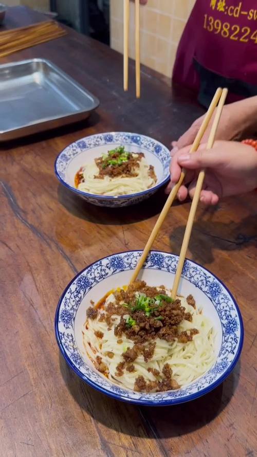 成都麵食好色先生TVIOS下载多少錢_成都學麵食好色先生TVIOS下载哪裏最好_成都麵食技術好色先生TVIOS下载機構